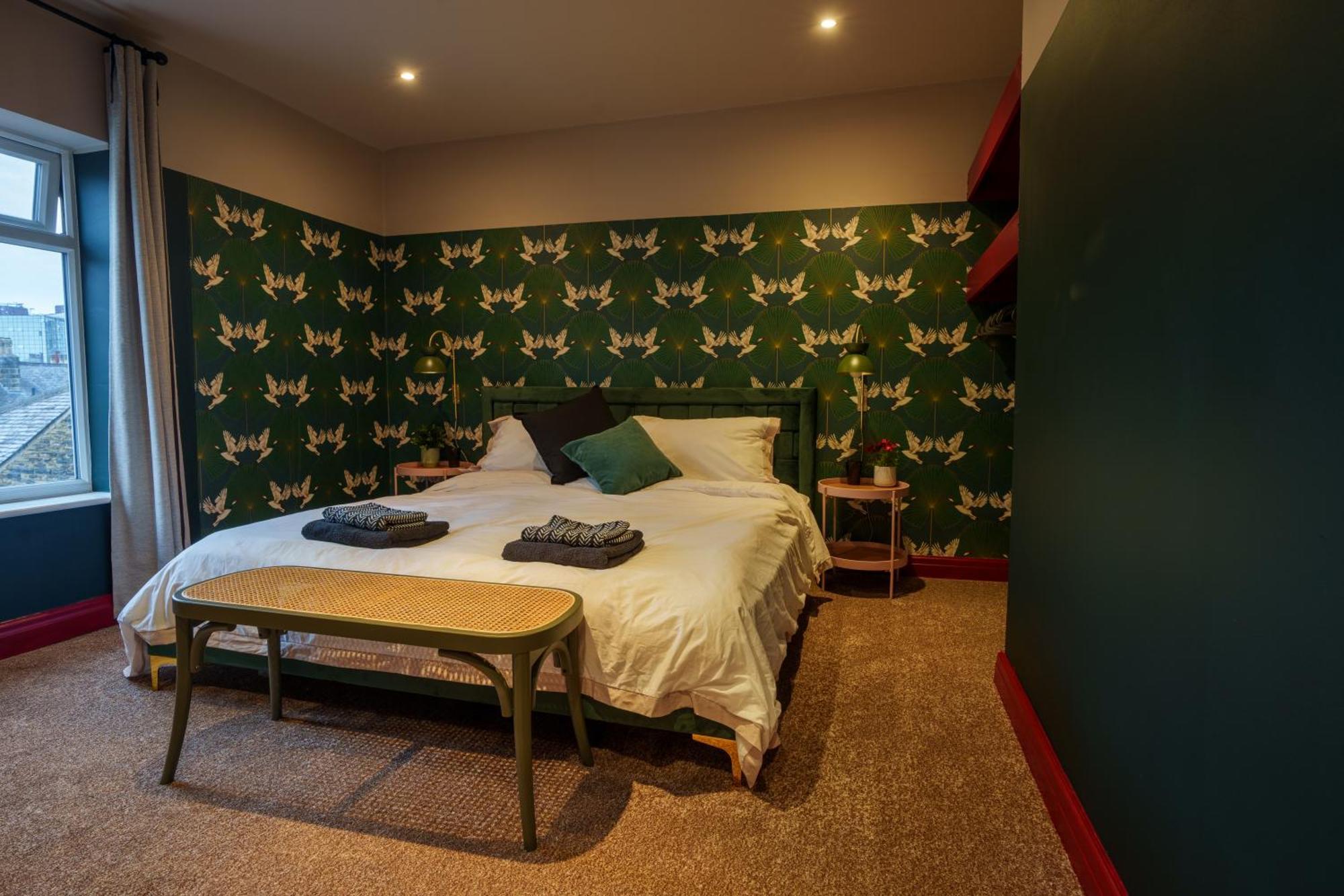 Stay With Airhgt @ Luxe Apartment In Central Harrogate Buitenkant foto