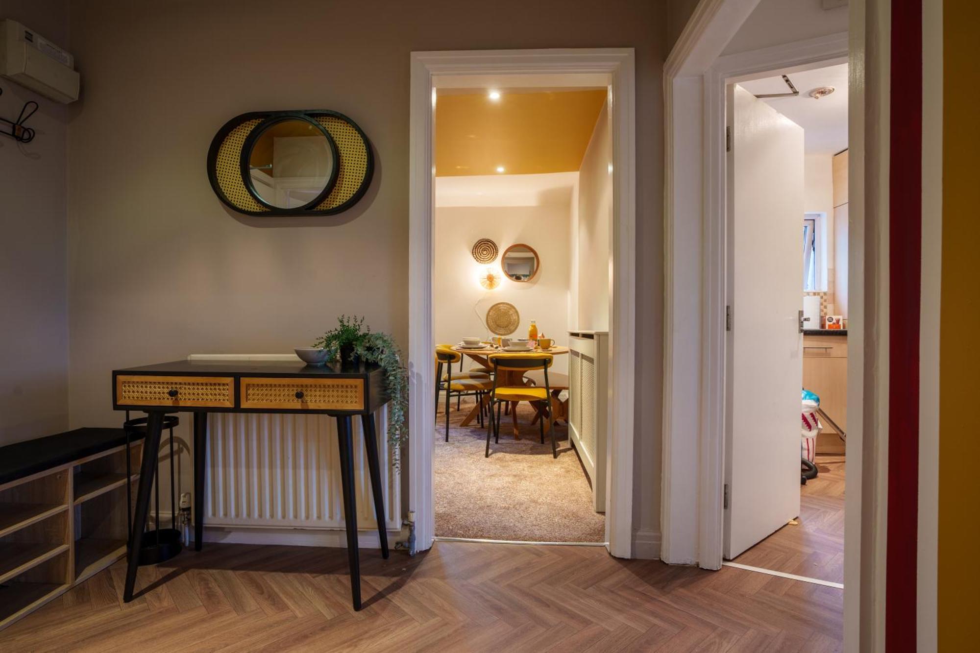 Stay With Airhgt @ Luxe Apartment In Central Harrogate Buitenkant foto